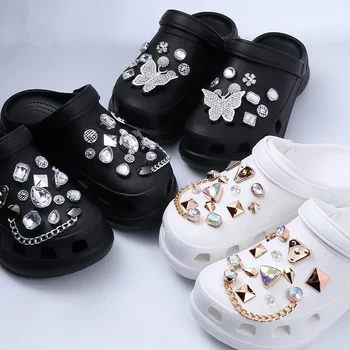 2023 Новые подвески для обуви croc цепочка бабочка золотые серебряные бриллиантовые Аксессуары jibz для croc сабо украшения для обуви подарки для мужчин и детей