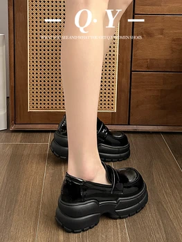 Женская обувь 2023, оксфорды, сабо с круглым носком в британском стиле, Повседневные женские кроссовки на платформе, Универсальные лоферы с мехом