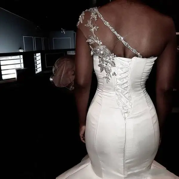 Свадебное платье Русалки с одним плечом Модные свадебные платья Кружевное платье - 1