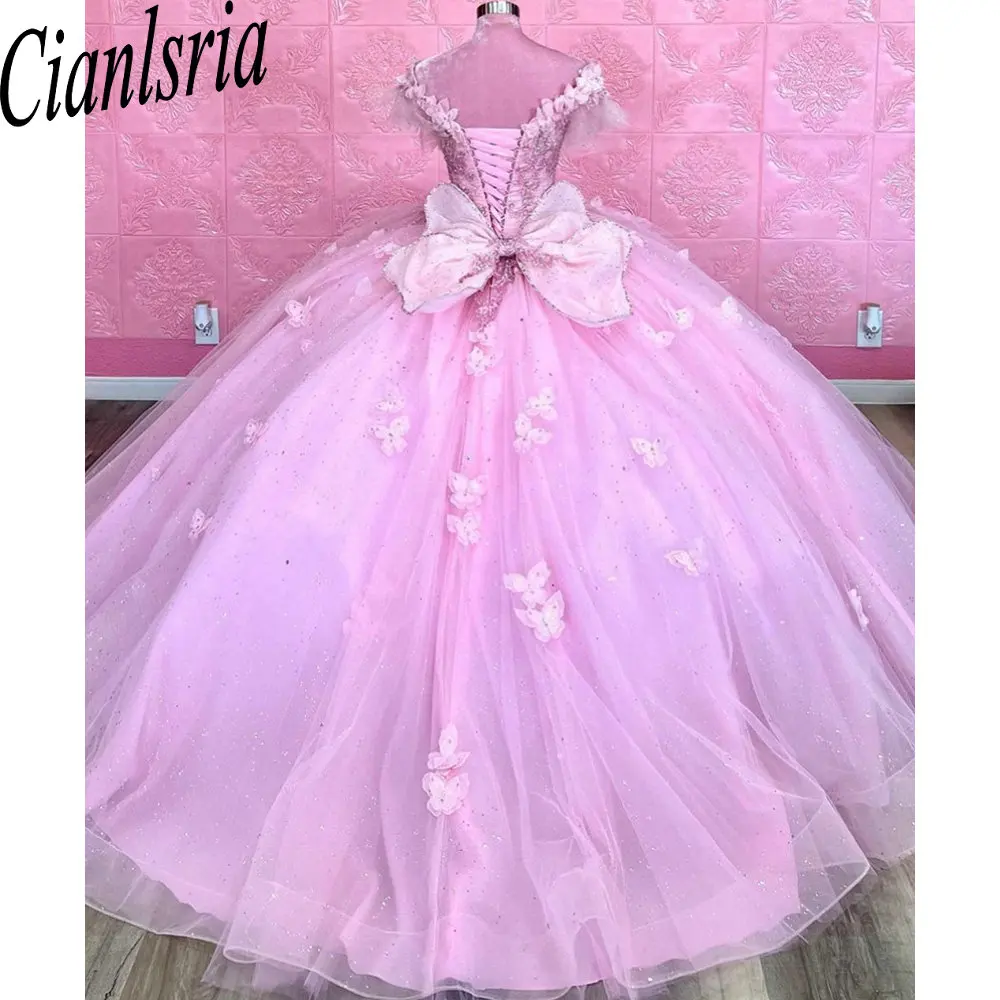 Розовое бальное платье с 3D бабочкой, расшитое бисером, пышные платья с открытыми плечами, аппликации, корсет с кружевным бантом, Vestidos De 15 Años - 1