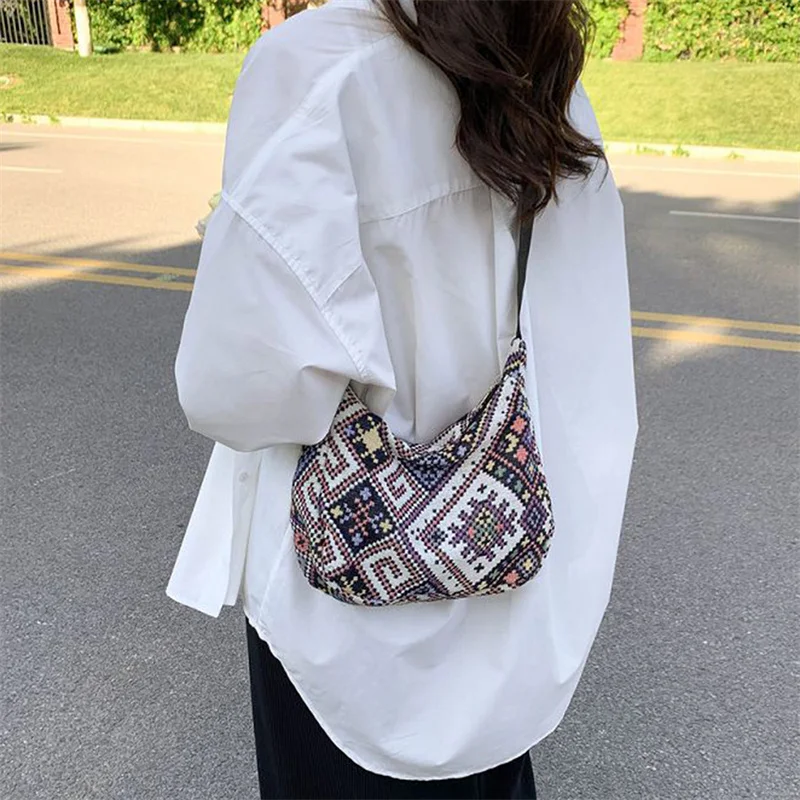 Женская дизайнерская сумка через плечо, винтажная сумка через плечо, вместительная сумка с карманами, сумка-хобо, универсальная тканевая сумка-мессенджер - 3